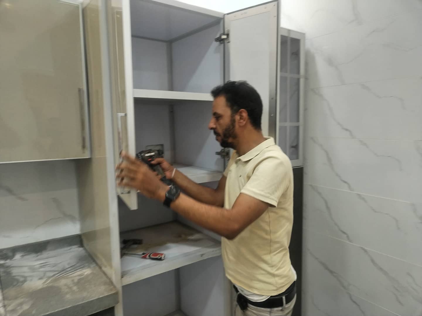 افضل نجار بجده