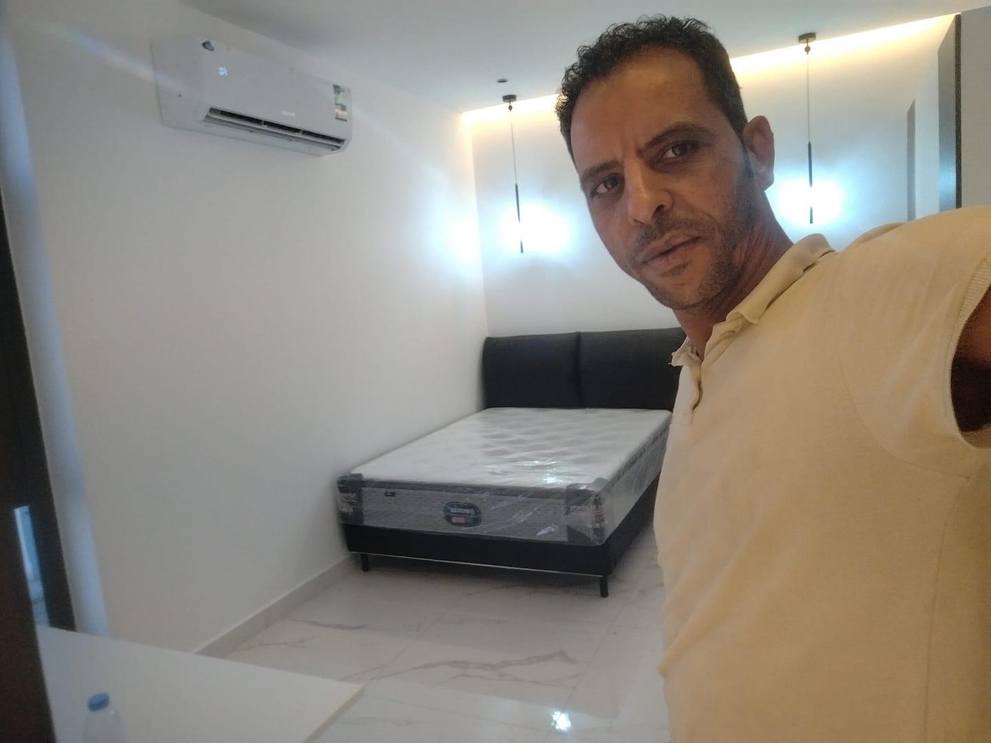 افضل نجار في جده