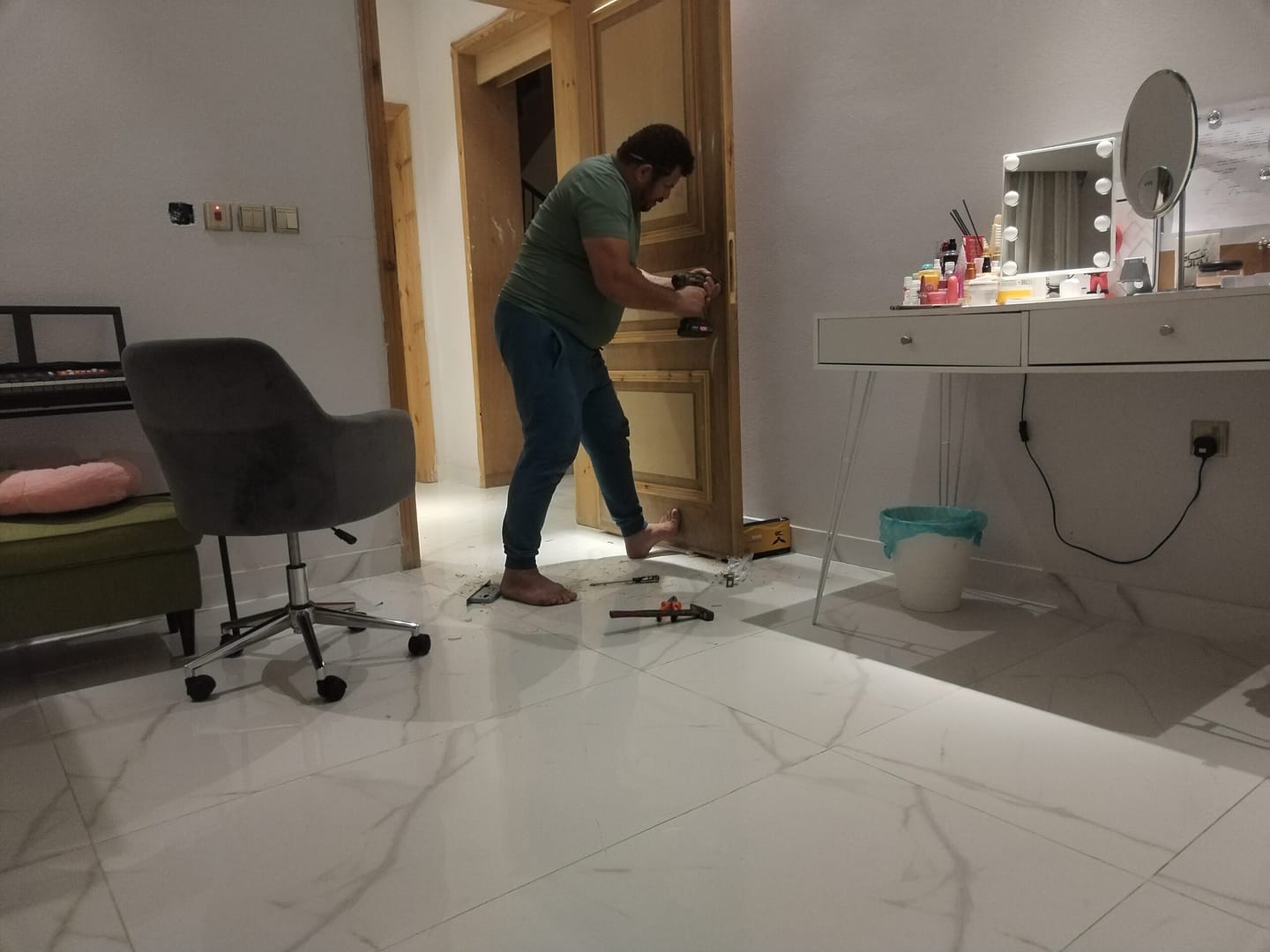 نجار خشب ابواب