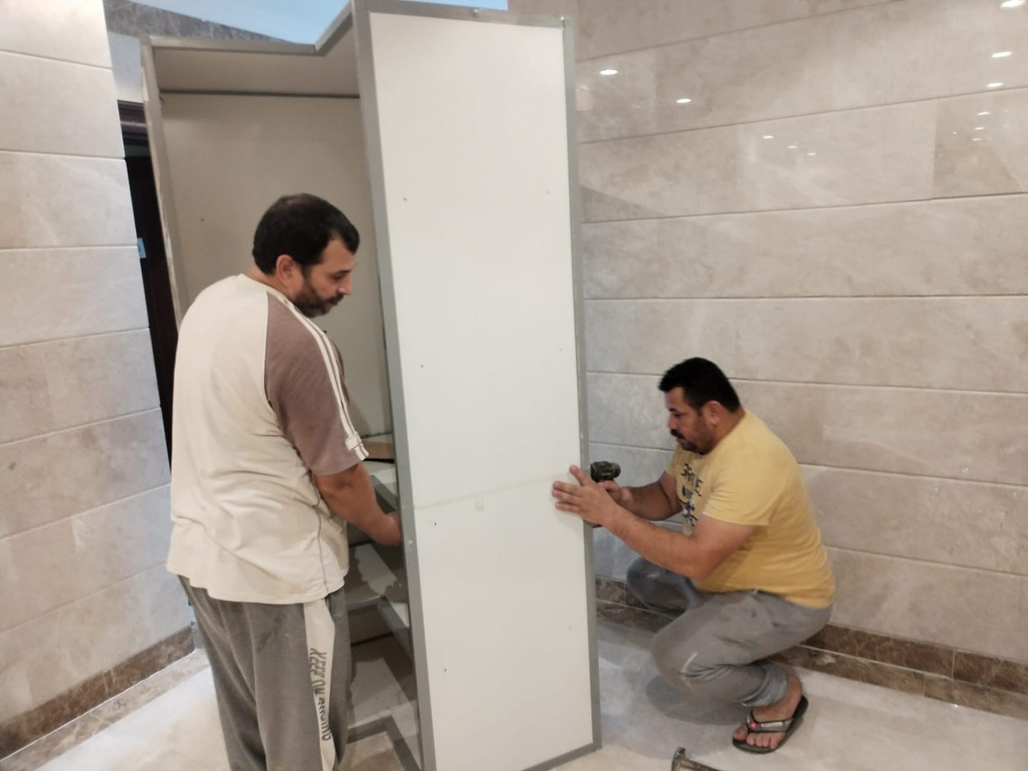 نجار دمياط بجدة