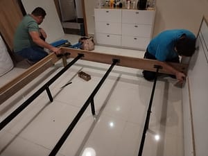 نجار فى حي السنابل